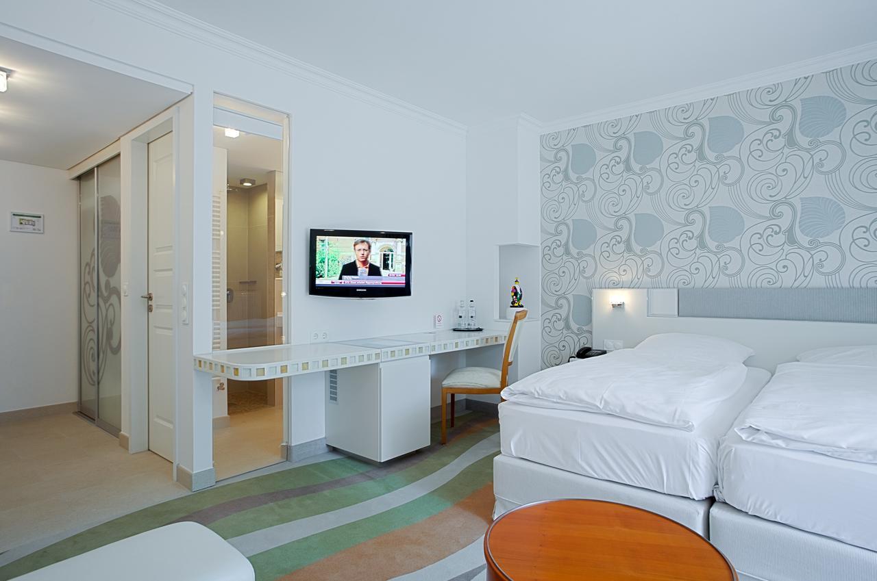 Ringhotel Strandblick Кюлунгсборн Экстерьер фото