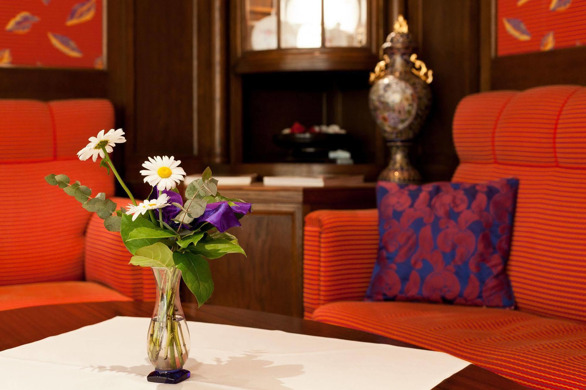 Ringhotel Strandblick Кюлунгсборн Экстерьер фото